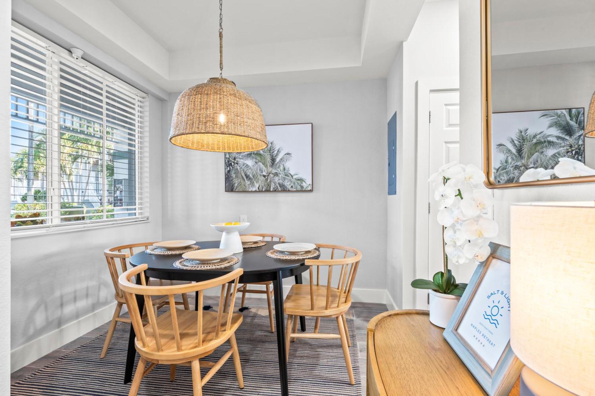 Serene Retreat: Golf-resort Pool-tennis-gym Apartment Naples