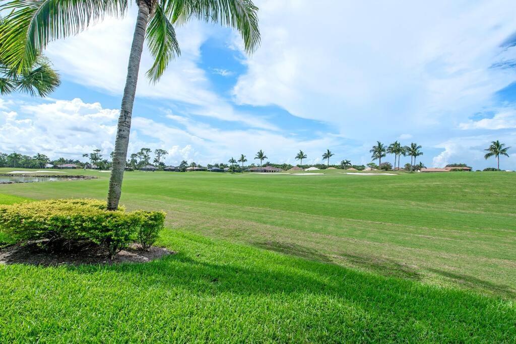 Serene Retreat: Golf-resort Pool-tennis-gym * Naples